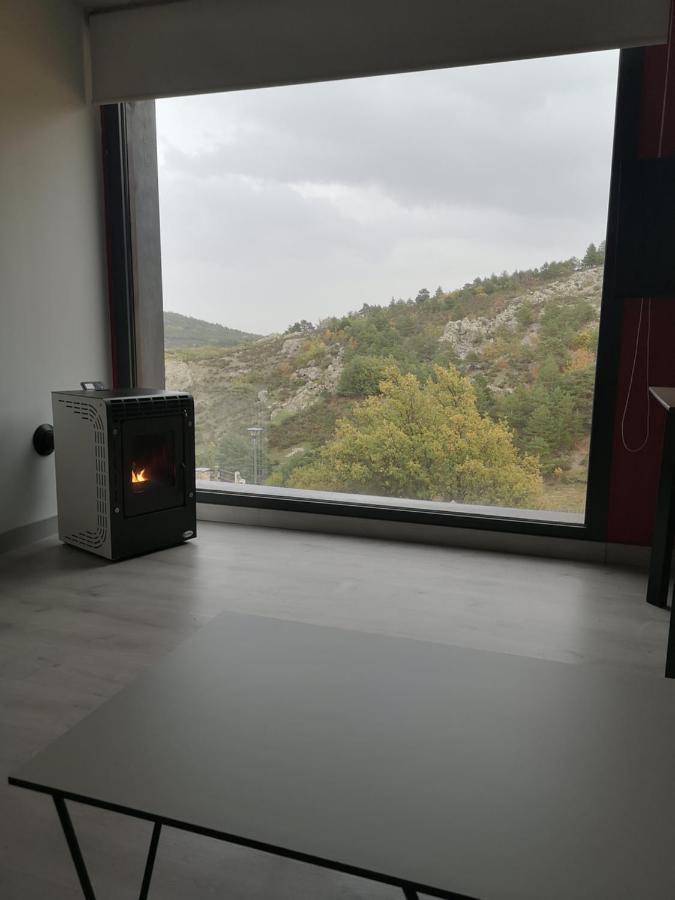 Apartamentos Cubicos Bronchales Eksteriør billede